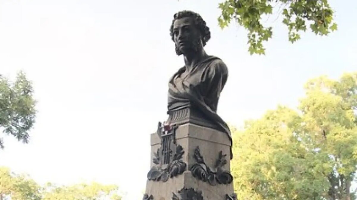    Памятник А.С. Пушкину в Одессе © wikipedia.org