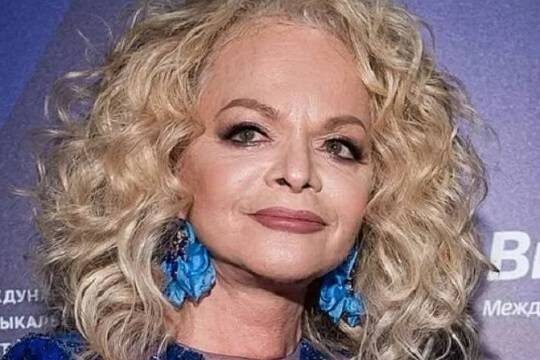    Долина закончила перевозить вещи из квартиры Лурье