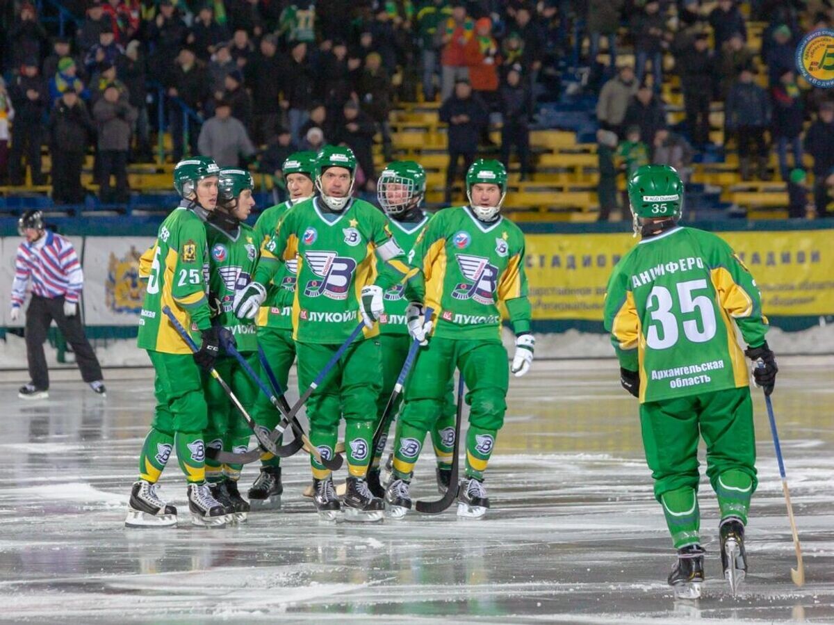    Хоккеисты "Водника" | © Фото : Официальный сайт "Водника"