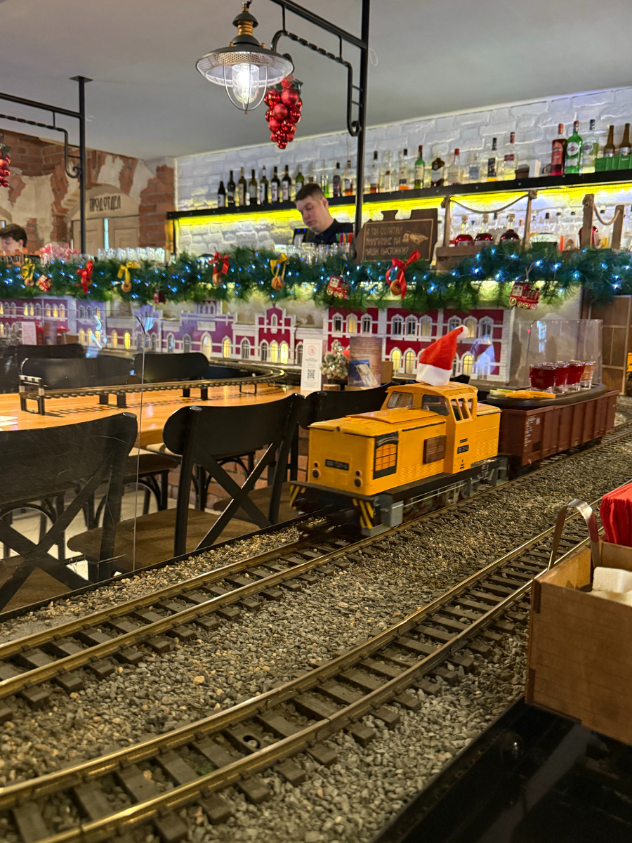 Ресторан «Паровозовъ» в Вологде