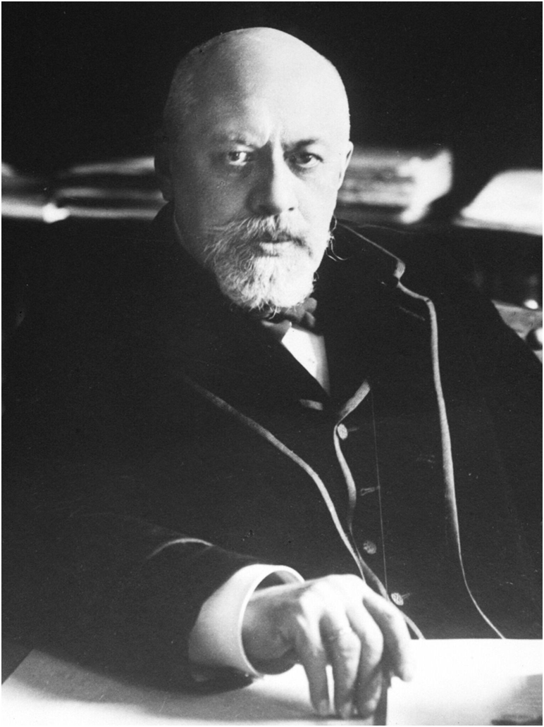 Михаи́л Григо́рьевич Аки́мов (1847-1914) государственный деятель Российской империи, тайный советник, исполнял обязанности министра юстиции (1905—1906) и председателя государственного совета (1907—1914) 