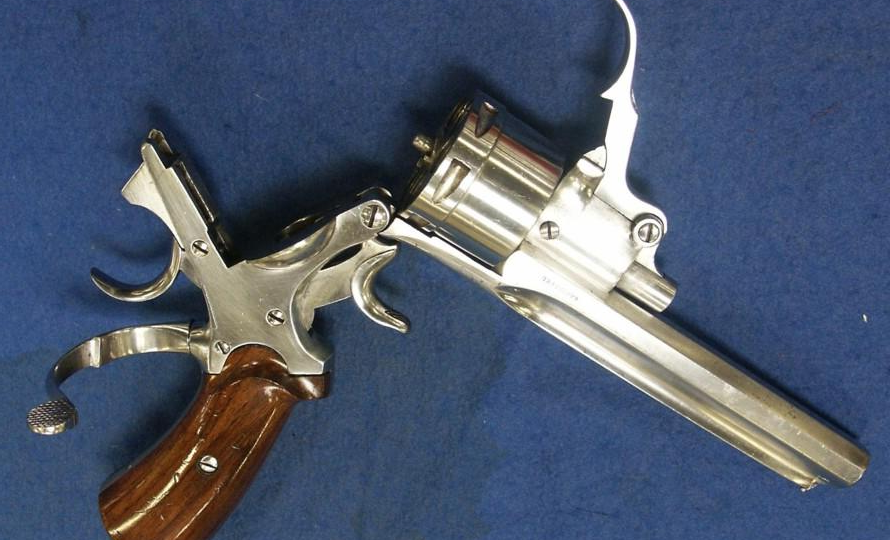 Теперь переломись: револьверы Александра Фанью