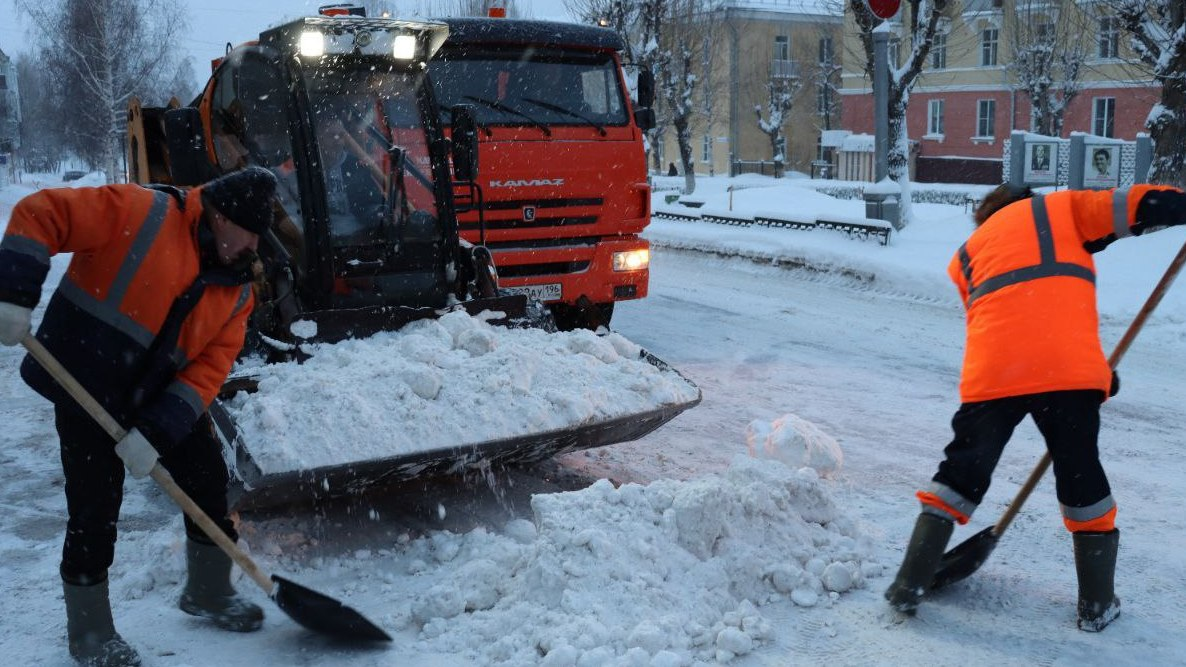    глава администрации г. Лесной Сергей Черепанов