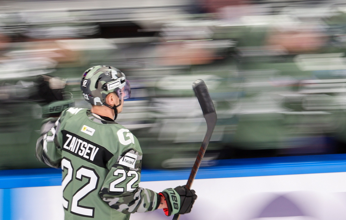    Защитник СКА Никита Зайцев   Петр Ковалев/ТАСС