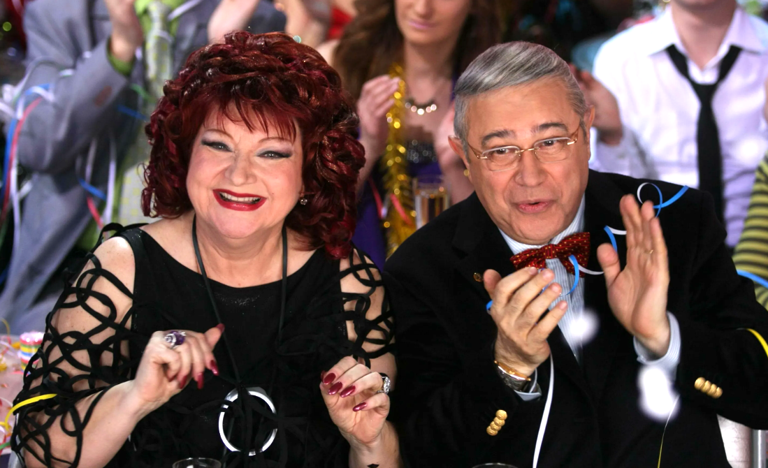 на фото Елена Степаненко и Евгений Петросян 