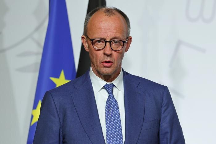 Обложка © ТАСС / LUDOVIC MARIN / POOL