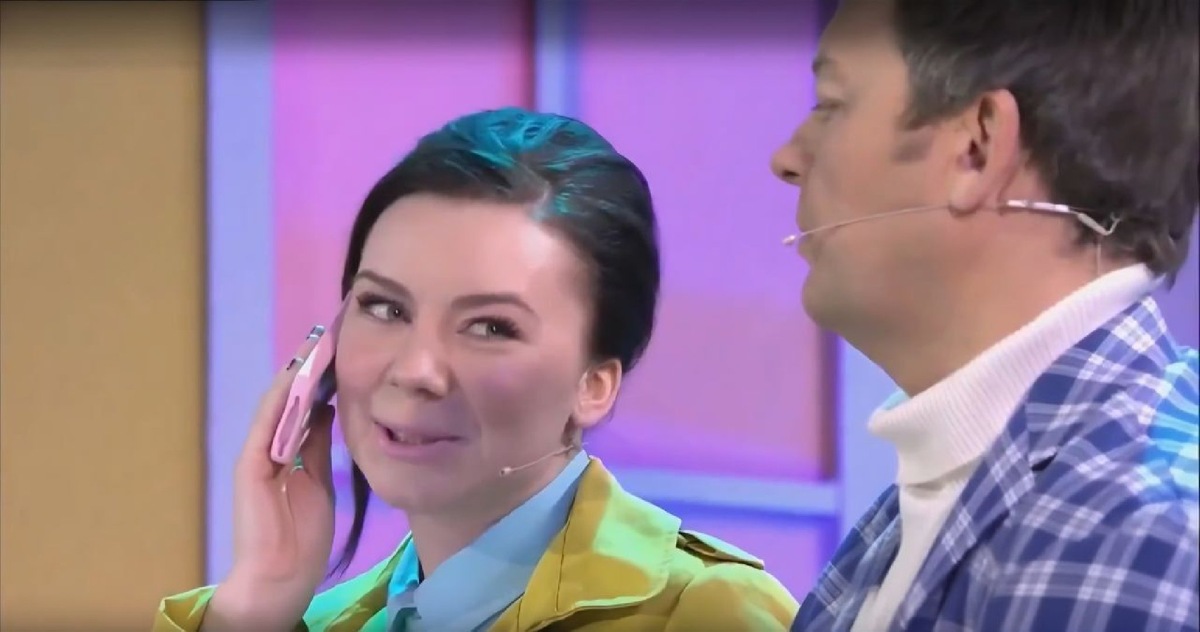    Стефания-Марьяна Гурская и Сергей Нетиевский (фото: кадр из шоу «Уральские пельмени»)