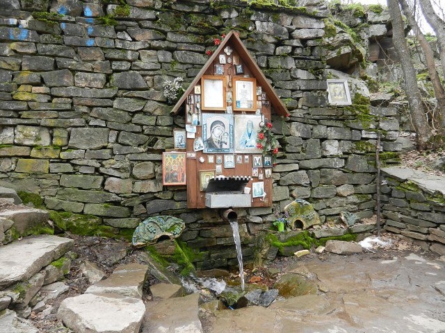 — (Картинка находится в Интернете в свободном доступе)