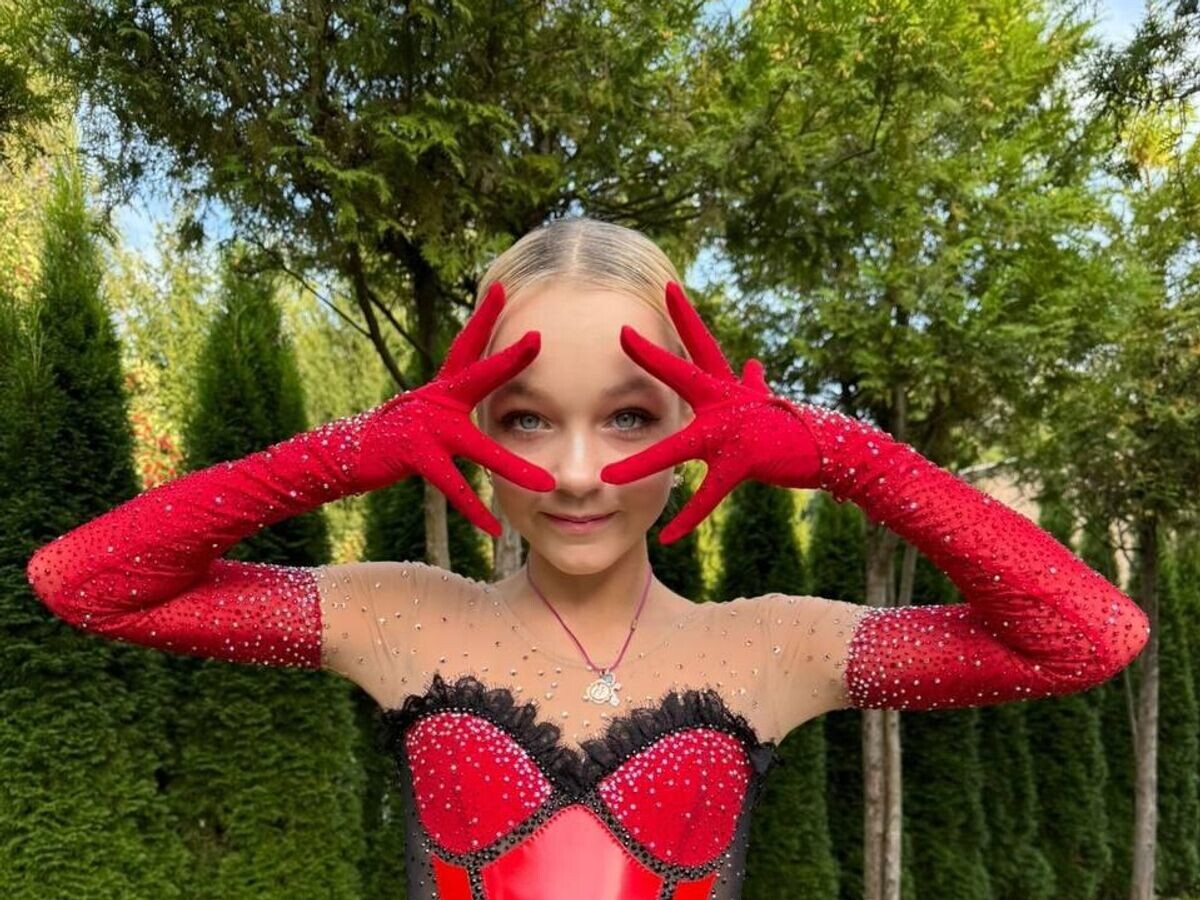    Фигуристка Елена Костылева | © Фото : Социальные сети Елены Костылевой