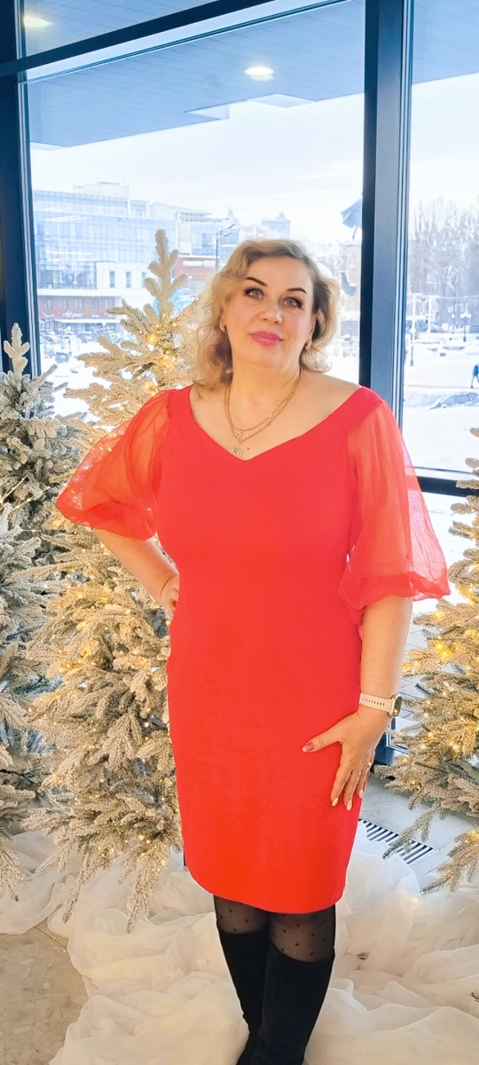 Елочки в фойе