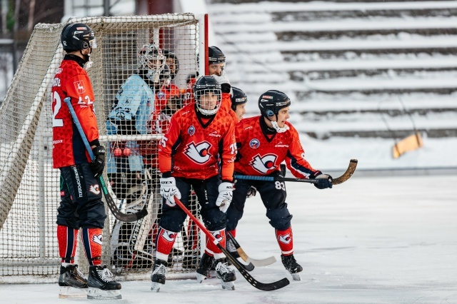    Стартовцы дали бой действующим обладателям Суперкубка страны