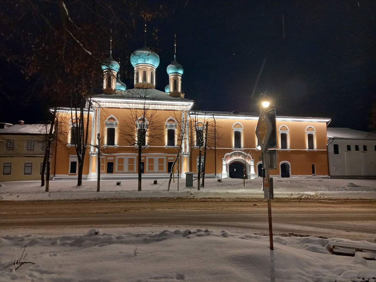 В центре Ростова Великого. Фото автора.