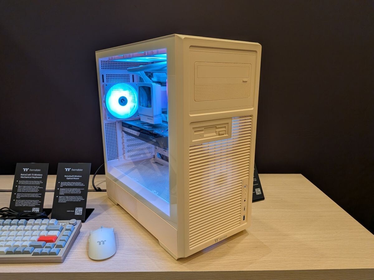    Thermaltake анонсировала корпуса и периферию для ПК в стиле ретро