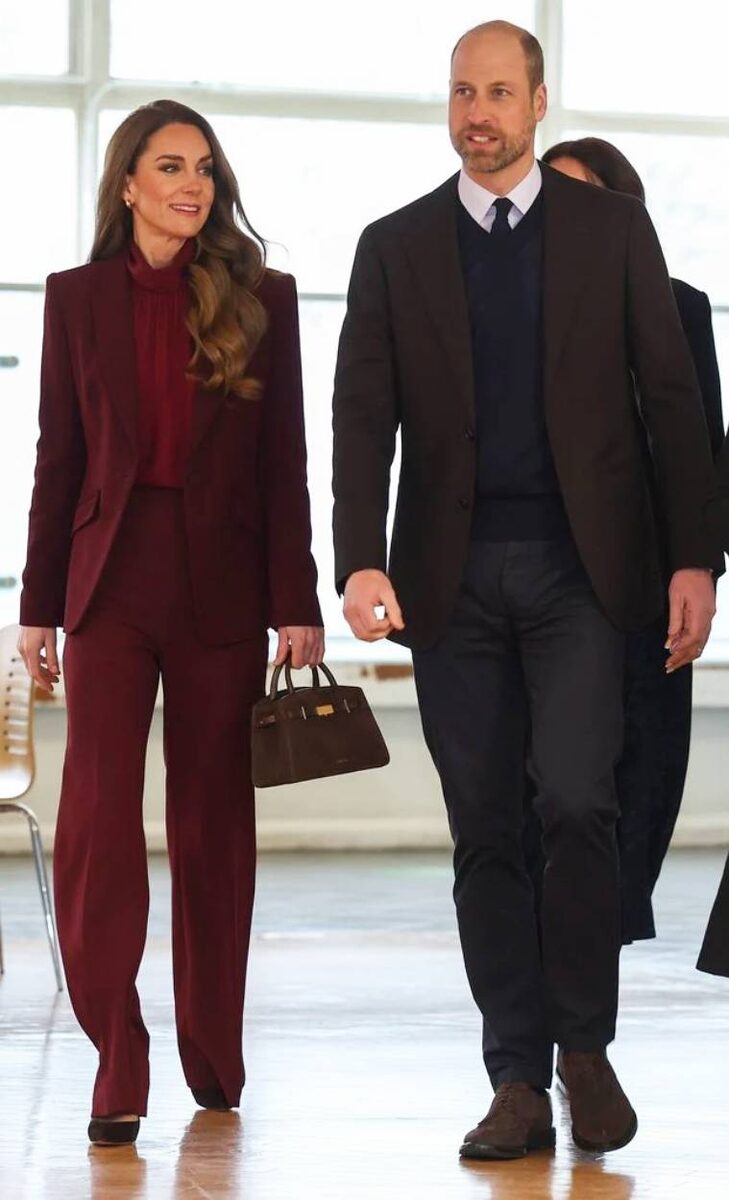    Кейт Миддлтон и принц Уэльский прибыли в больницу Чаринг-КроссСоцсети