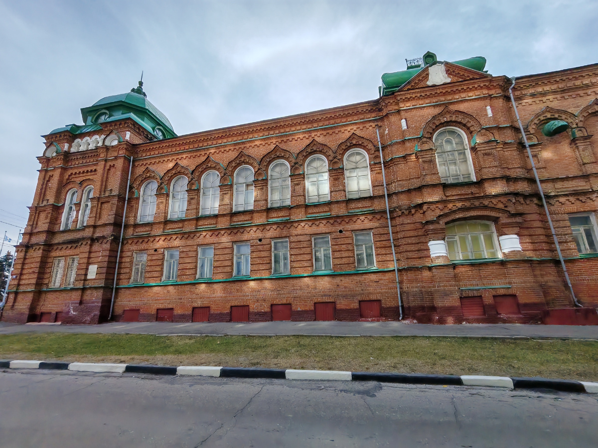 «Дома офицеров». г.Ульяновск . Фото автора