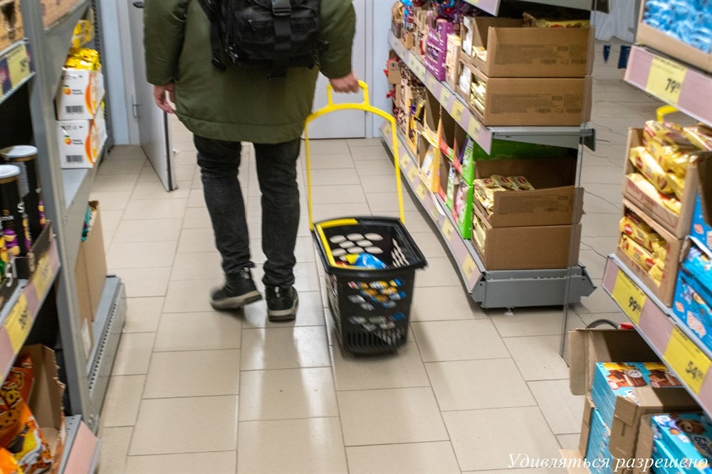 в догонку за тележкой