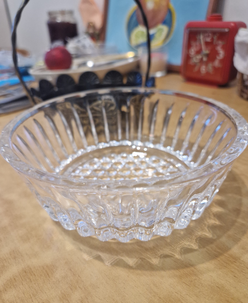 Сама вазочка