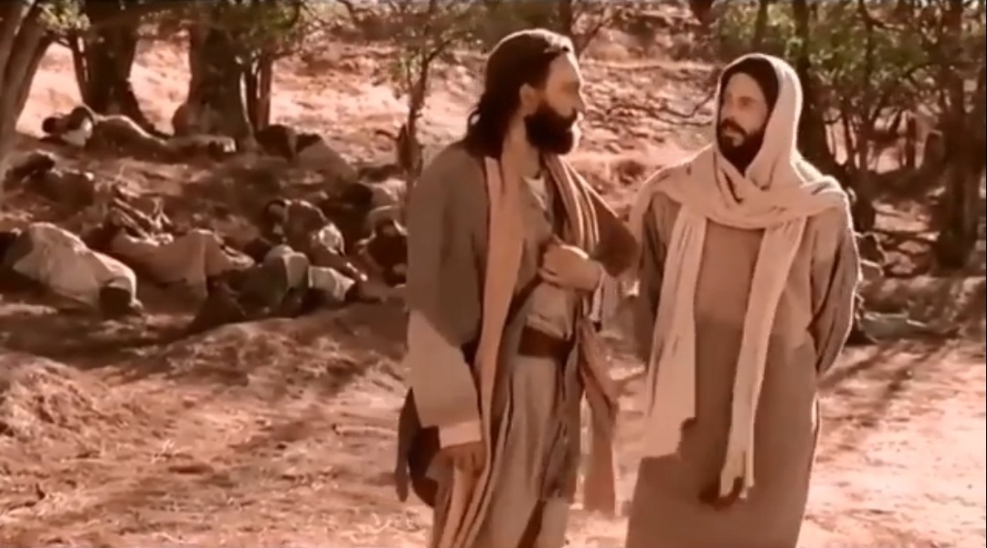 Момент из видео 