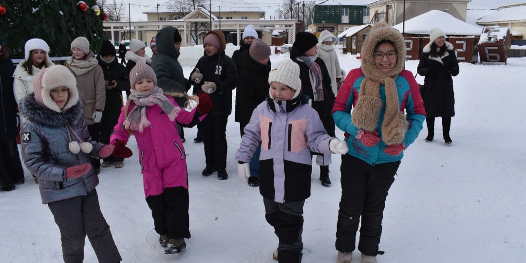 ✅‼✅ «Вокруг ёлки за 60 минут