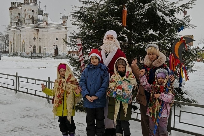        Рождественские мероприятия в Клинцовском районе: традиции, тепло и семейное единство