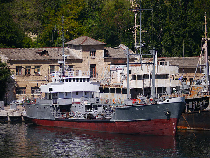 «Истра» в 2015 году. Источник: https://www.kchf.ru/ship/vspomog/istra.htm