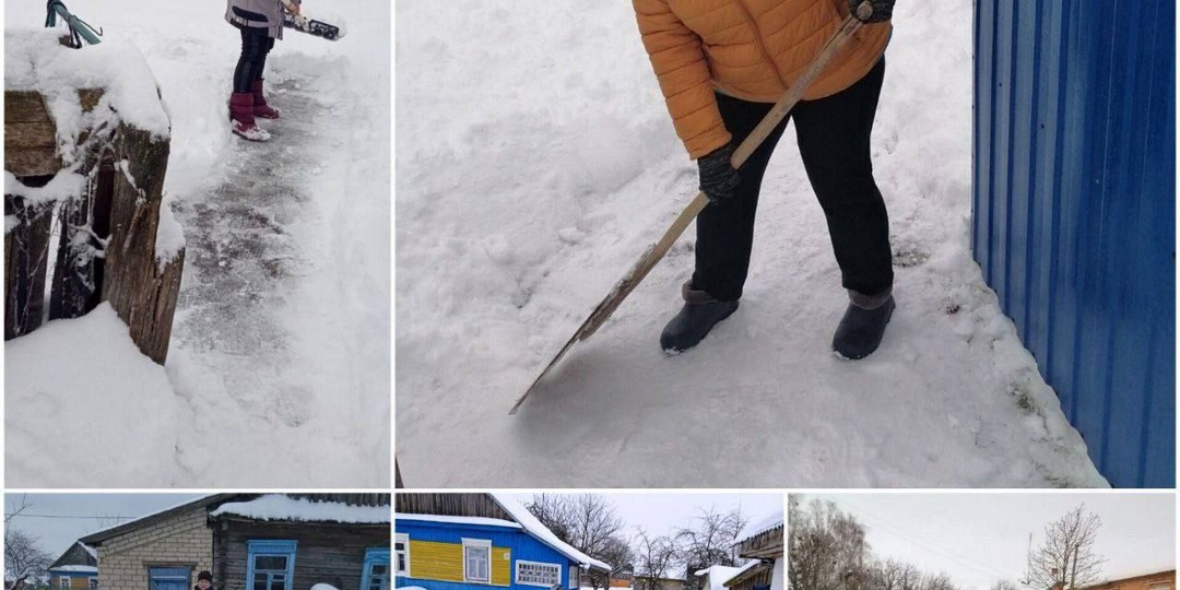В Столинском районе и социальные работники ТЦСОН, и волонтёры БРСМ активно включились в уборку снега одиноким и одиноко проживающим пожилым