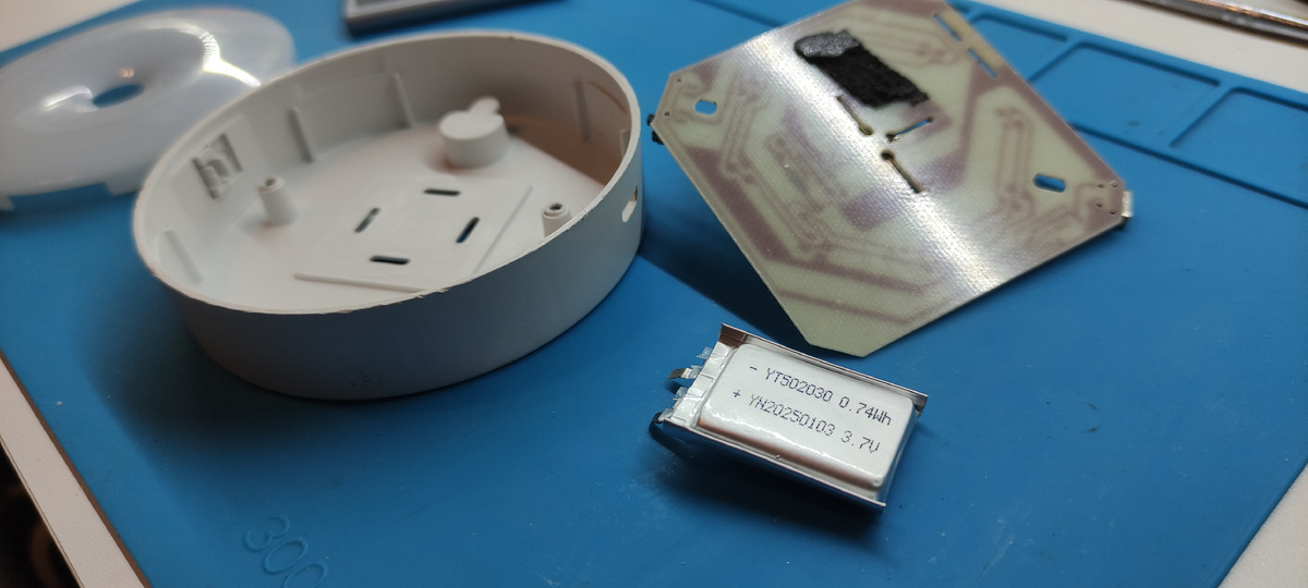 Модернизация фонарика с датчиками освещения и движения.