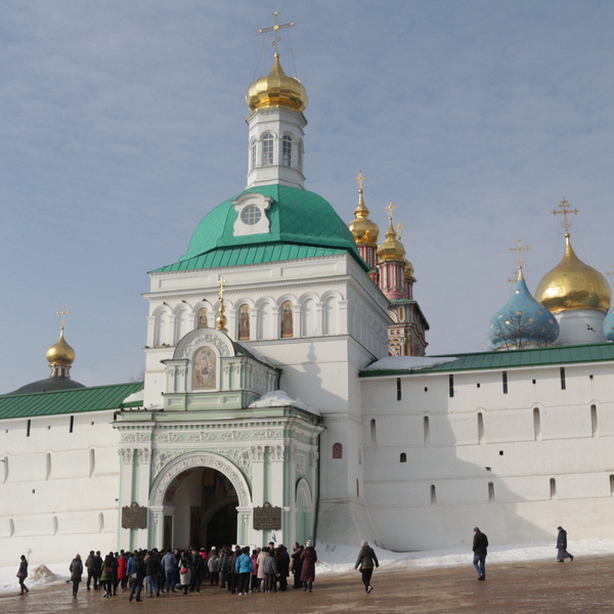 Вход в Лавру