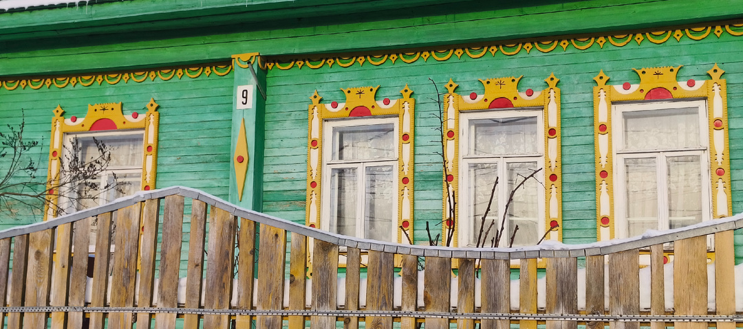 Поселок Апраксино Костромской области: современный 17 век, руны, замок и рай для ватрушек