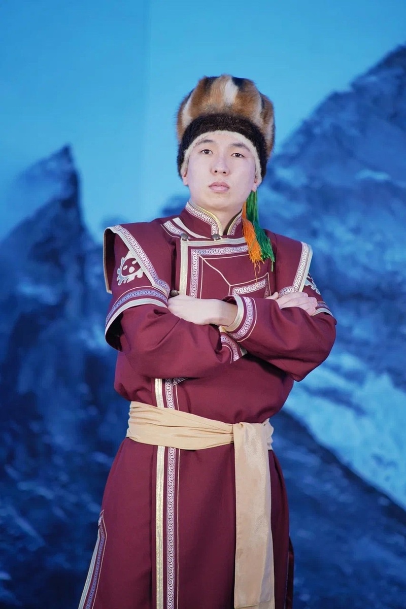    Эрке стал сказителем, как и его дедушка из личного архива героя(ев) публикации