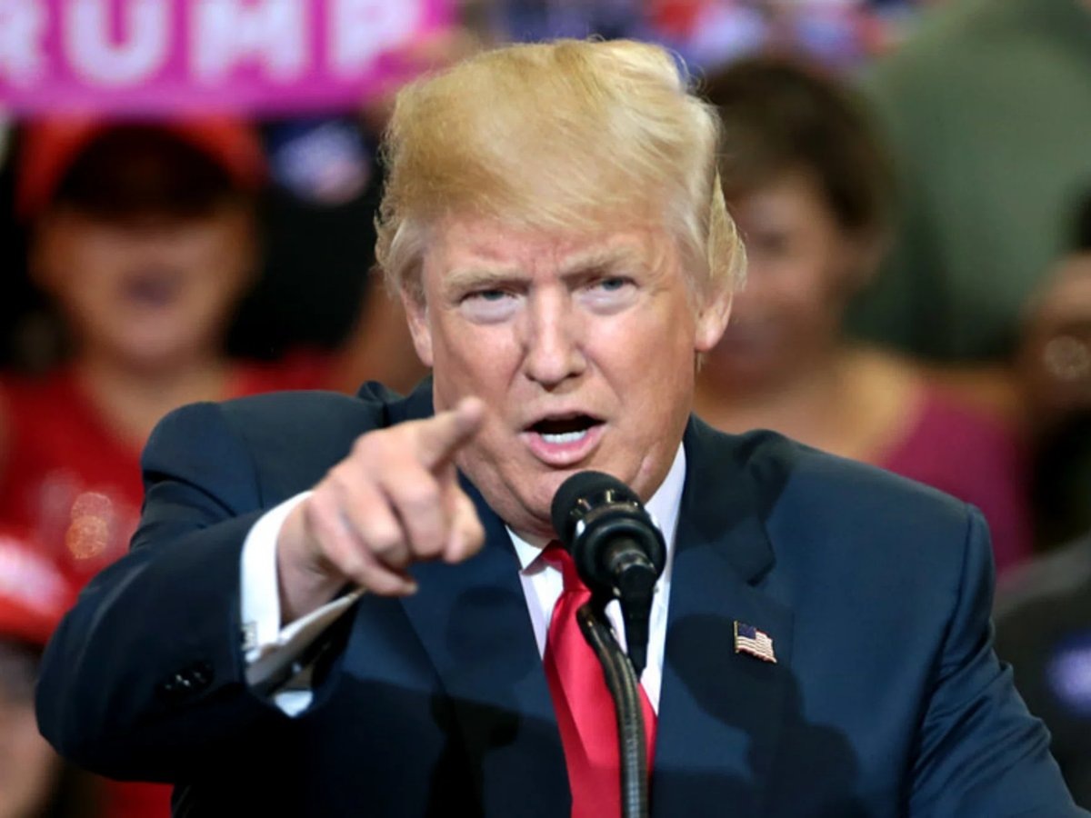     Трамп отказался говорить, беседовал ли он с Путиным после захвата «Маринеры»