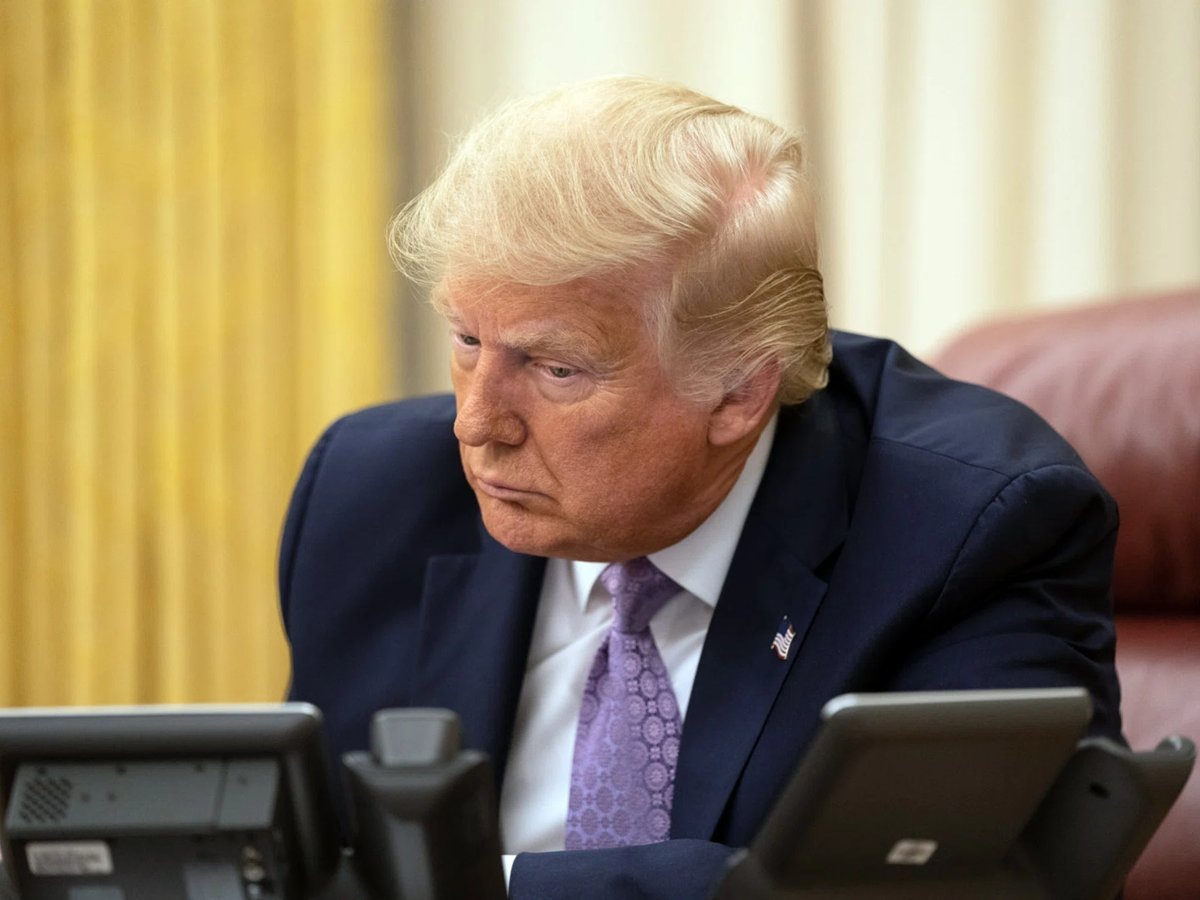     Трамп заявил, что одной из целей операции в Венесуэле было снижение цен на нефть