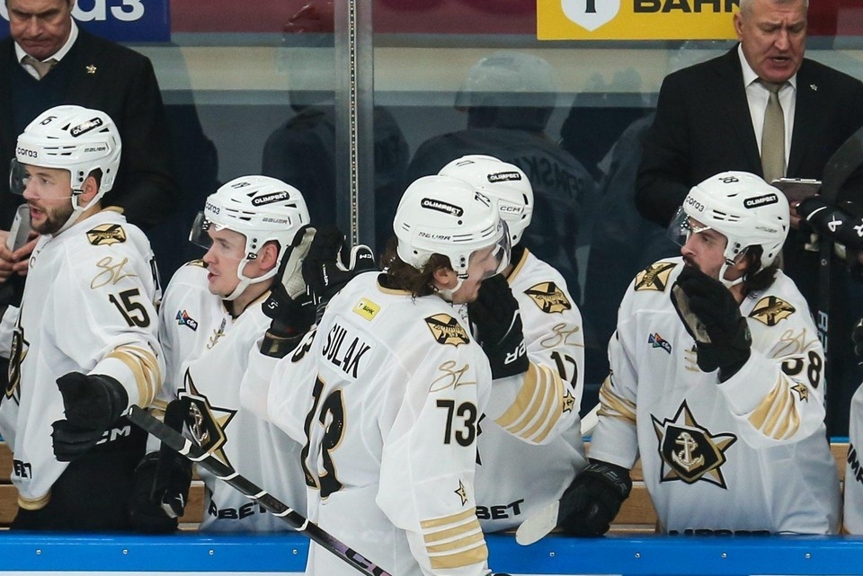    Либор Шулак умудрялся забивать и чужим, и своим. Фото: ХК «Адмирал»