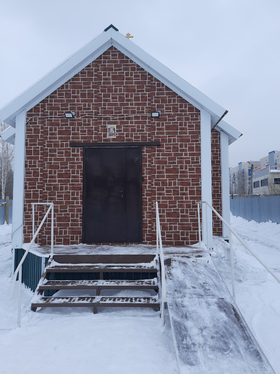 Храм прка маленький, но строится 