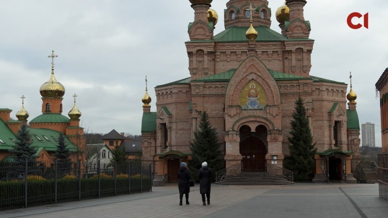    В Киеве пытаются закрыть школу при монастыре УПЦ за обучение на русском языке