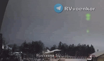    видео удара, предположительно, "Орешника" с камер наблюдения Львова. видео: t.me/RVvoenkor