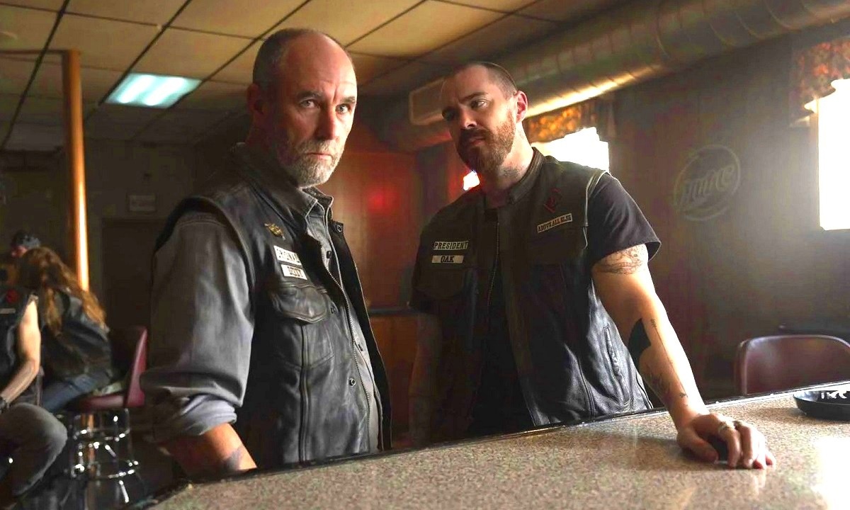 Художник С. Н. Анархиев. "Пацаны глубоко озабочены". Кожа, моторное масло, езда без шлема.