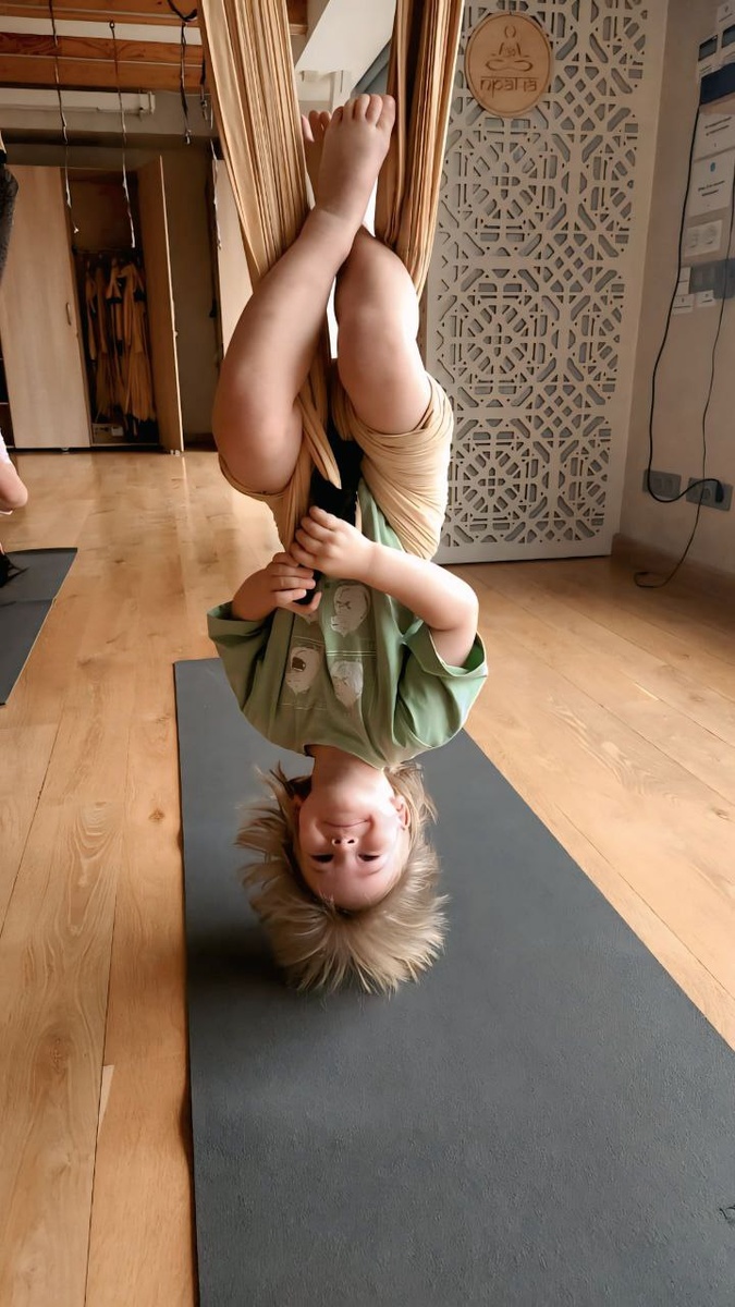 Летучая мышь в исполнении моего младшего сына