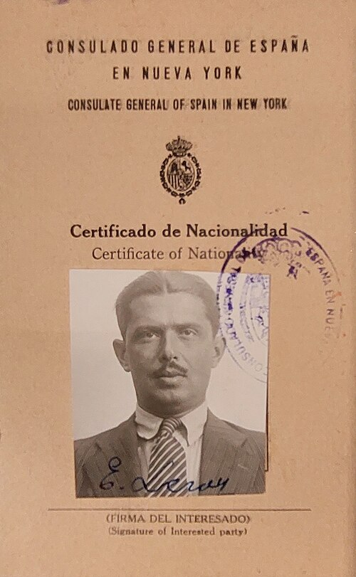 Свидетельство о гражданстве Испании на имя Eugenio Leroy. Принадлежало Д. А. Быстролётову. Выдано Генкосульством Испании в Нью-Йорке в 1932 году. Особенно мифологизироваными оказались сведения о периоде до его начала работы на советскую разведку. В частности, его отцом, по всей вероятности, был потомок обедневшей московской ветви Толстых, графский титул он так и не получил, в морском кадетском корпусе не учился, в десантных операциях не участвовал, революцию первоначально не принял, даже после бегства в Константинополь продолжал служить на белом флоте, дважды дезертировал с красного флота, марксизмом увлекся в годы учёбы в Праге на юридическом факультете, который так и не закончил. Но результативность работы Дмитрия Быстролетова в нелегальной разведке действительно была исключительно высока.