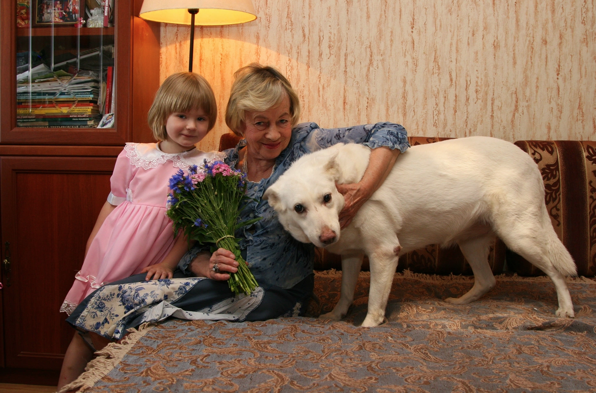 Александра Назарова с внучкой Сашей