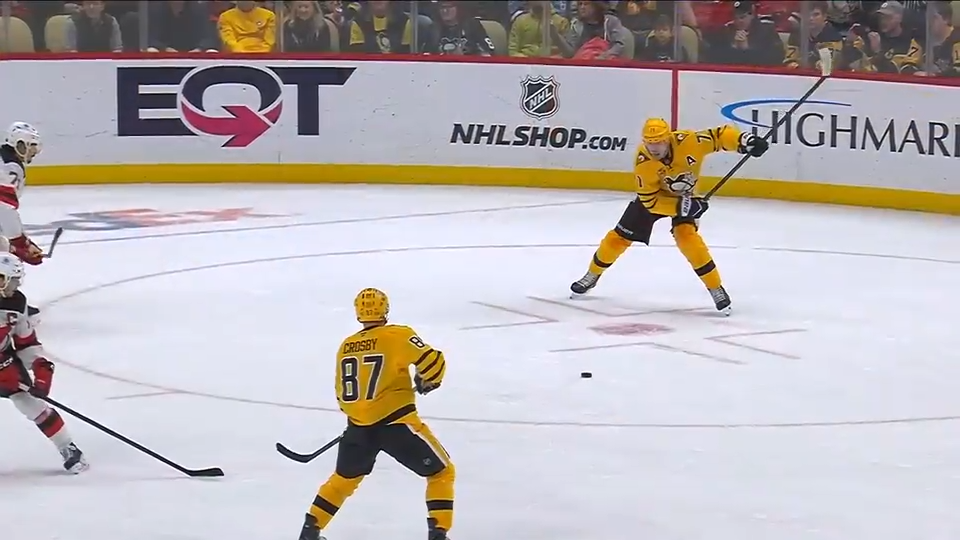 Пас  от Кросби. фото: яндекс.