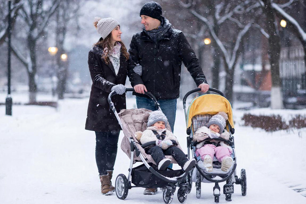 Пенсии родителей увеличатся благодаря новому закону.  Фото: Изображение сгенерировано с помощью ИИ / Светлана Возмилова