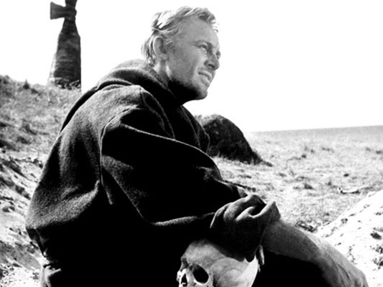     Кадр из фильма "Гамлет"