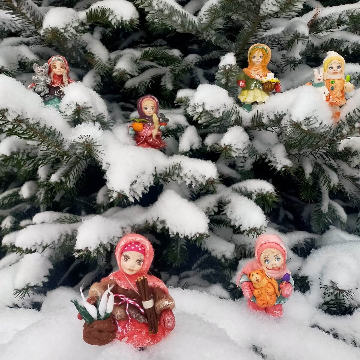 Мои ватные девочки. Фото автора 