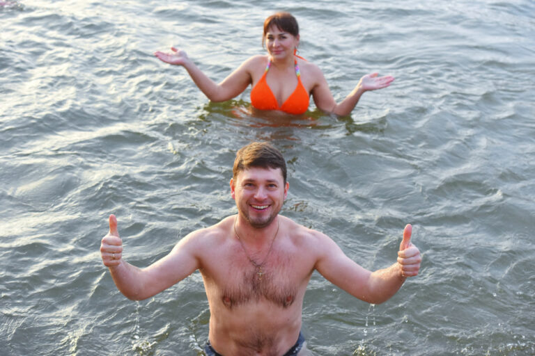    Оренбургские моржи провели тренировку на Урале Антон Пичурин