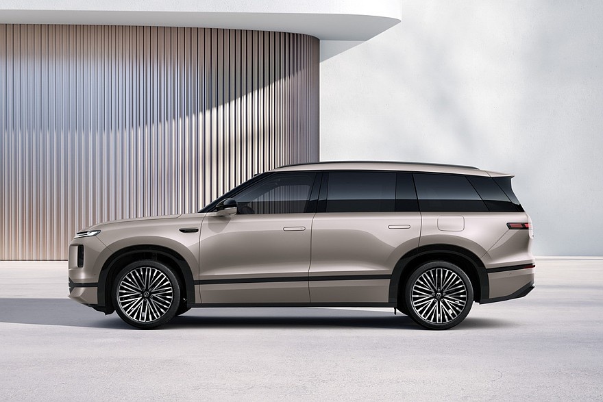    Серийный Volkswagen ID.Era 9X