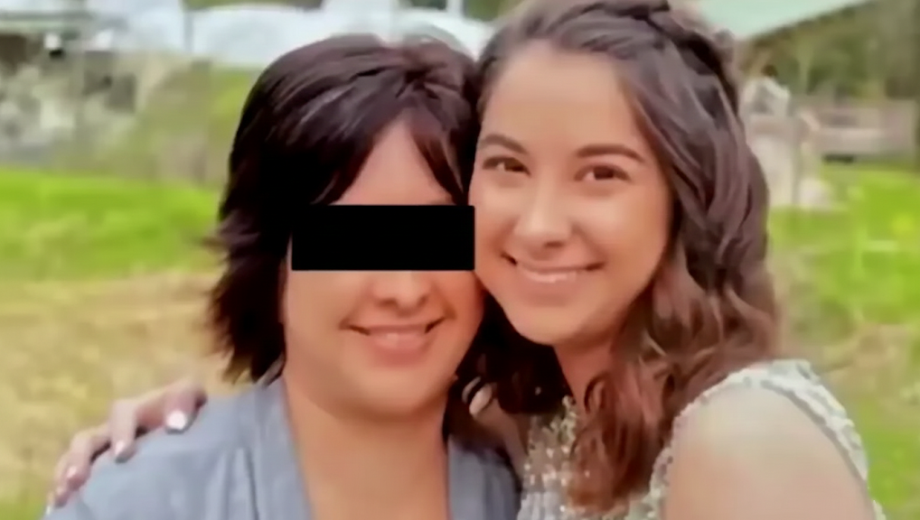 Сидни с младшим братом