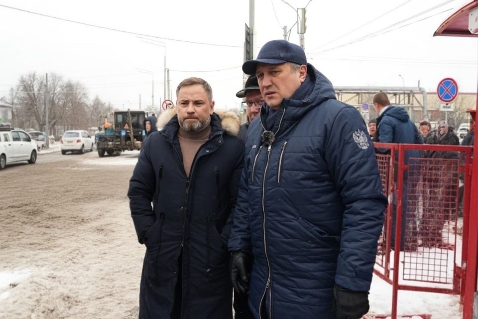    Иван Носков вместе с Игорем Давыдовым провели рабочий объезд пяти районов Самары фото: социальные сети Ивана Носкова