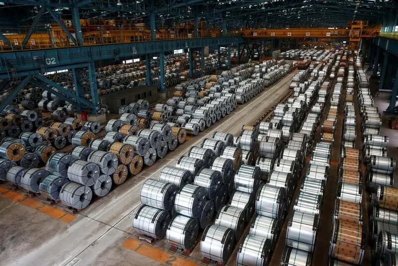    Rolls of steel are stacked inside the China Steel Corporation factory, in Kaohsiung, southern Taiwan August 26, 2016. REUTERS/Tyrone Siu/File Photo Stocks-invest