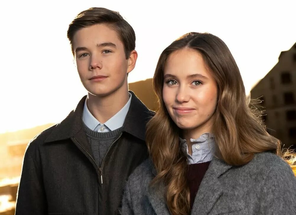    Датские принц и принцесса отметили 15-летие: новые официальные портреты